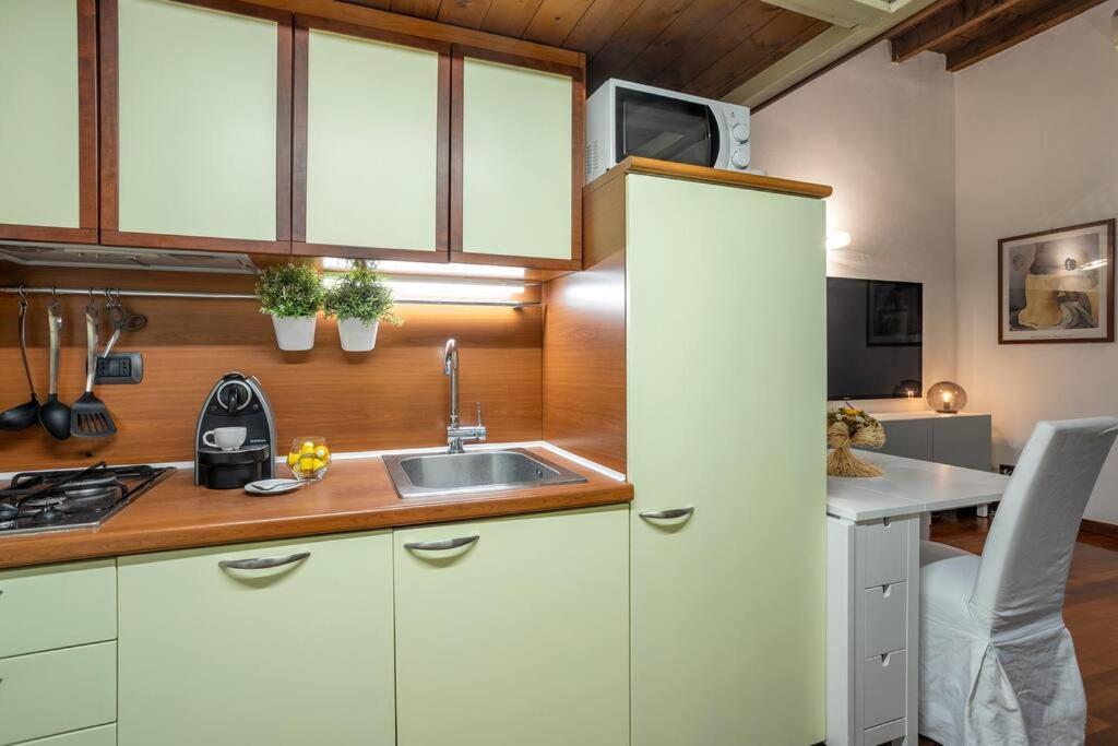 Moscova-Duomo Loft Wifi, Netflix & Design Apartment Milan Bagian luar foto